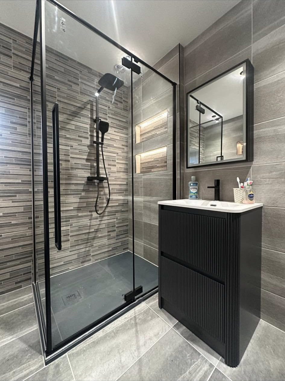 Textured Sophistication Bathroom Refurb 07